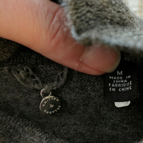 Knitted & Knitted turtleneck sweater, sz M - Picture 4 of 5